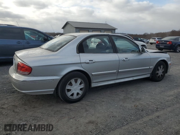 2005 Hyundai Sonata GL with VIN KMHWF25H15A170965, listed as a Copart auction lot 82664054 with 69,962 mi miles and Salvage Title. Bid and sale history available at carsss.com. Image 3.