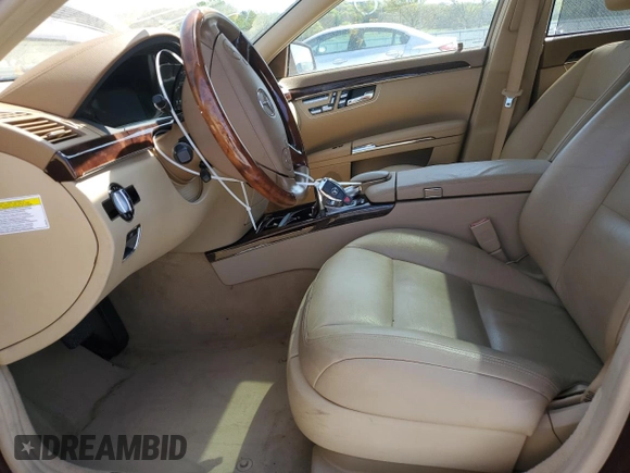 2010 Mercedes-Benz S 400 with VIN WDDNG9FBXAA303934, listed as a Copart auction lot 52400185 with 48,188 mi miles and Clean Title. Bid and sale history available at carsss.com. Image 7.