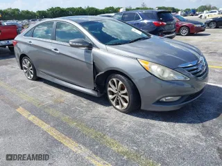 2014 Hyundai Sonata SE with VIN 5NPEC4AC5EH864033, listed as a IAAI auction lot 41925243 with 109,621 mi miles. Bid and sale history available at carsss.com. Image 1.