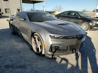 2021 Chevrolet Camaro 2SS z VIN 1G1FH1R75M0135787, wystawiony jako Copart lot #47257455 z przebiegiem 16 918 mil mil oraz Szkoda całkowita • Salvage title. Historia ofert i sprzedaży dostępna na DreamBid. Obrazek 11.