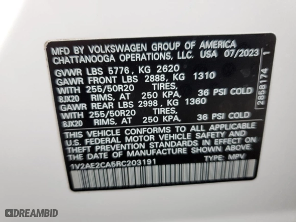 2024 Volkswagen Atlas Cross Sport 2.0T SEL R-Line with VIN 1V2AE2CA5RC203191, listed as a Copart auction lot 41453125 with 8,378 mi miles and Salvage Title. Bid and sale history available at carsss.com. Image 13.