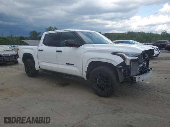 2022 Toyota Tundra SR5 with VIN 5TFLA5DB0NX041505, listed as a Copart auction lot 62826275 with 6,864 mi miles and Salvage title. Bid and sale history available at DreamBid. Image 4.