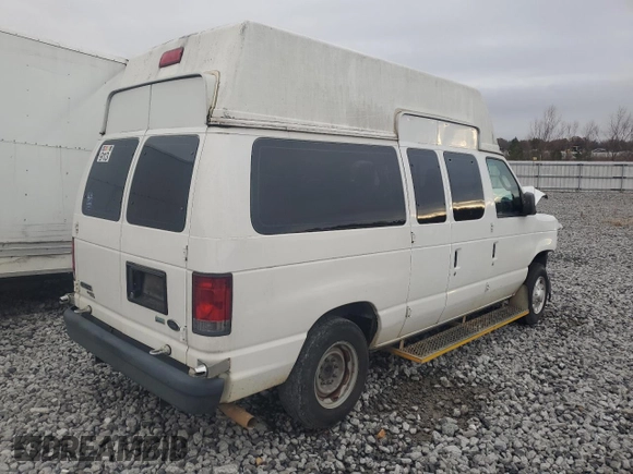 2014 Ford Econoline Cargo Commercial with VIN 1FTNE1EL0EDA86524, listed as a Copart auction lot 84254944 with 82,593 mi miles and Salvage Title. Bid and sale history available at carsss.com. Image 4.