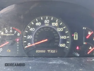 2008 Honda Odyssey LX с VIN 5FNRL38208B085053, выставлен на аукционе IAAI как лот 42301338 с пробегом 209 993 миль миль и . История ставок и продаж доступна на DreamBid. Изображение 7.