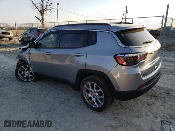 2022 Jeep Compass Latitude Lux with VIN 3C4NJDFB8NT178915, listed as a Copart auction lot 48702815 with 16,441 mi miles and Salvage title. Bid and sale history available at DreamBid. Image 2.