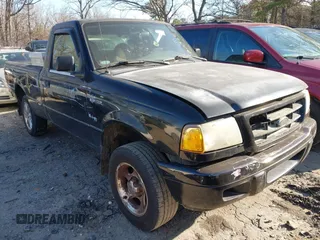 2001 Ford Ranger XL with VIN 1FTYR10U11TB03641, listed as a IAAI auction lot 41637949 with 195,403 mi miles and . Bid and sale history available at carsss.com. Image 1.