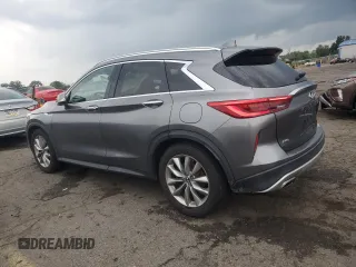 2019 Infiniti QX50 Essential z VIN 3PCAJ5M31KF129307, wystawiony jako Copart lot #64513855 z przebiegiem 111 663 mil mil oraz Czysty tytuł • Clean title. Historia ofert i sprzedaży dostępna na DreamBid. Obrazek 2.