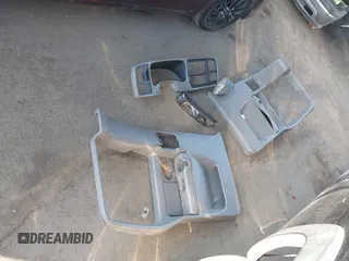 2003 Chevrolet Silverado 1500 LS с VIN 2GCEK19T431132402, выставлен на аукционе IAAI как лот 41278893 с пробегом 167 312 миль миль и . История ставок и продаж доступна на DreamBid. Изображение 12.