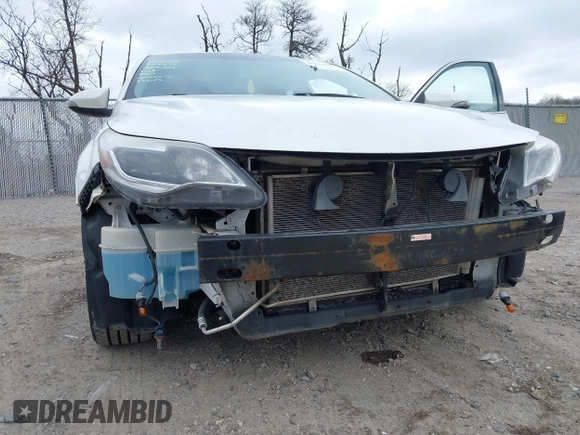 2014 Toyota Avalon Limited with VIN 4T1BK1EB8EU081201, listed as a IAAI auction lot 41624523 with 196,217 mi miles. Bid and sale history available at carsss.com. Image 6.