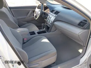 2009 Toyota Camry LE z VIN 4T1BK46K79U579024, wystawiony jako IAAI lot #41004813 z przebiegiem 154 621 mil mil oraz . Historia ofert i sprzedaży dostępna na DreamBid. Obrazek 5.
