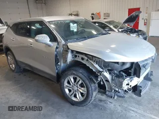 2019 Chevrolet Blazer z VIN 3GNKBBRA0KS683038, wystawiony jako IAAI lot #41618737 z przebiegiem 104 982 mil mil oraz . Historia ofert i sprzedaży dostępna na DreamBid. Obrazek 1.