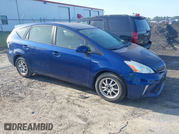2013 Toyota Prius Two with VIN JTDZN3EU9D3271326, listed as a IAAI auction lot 42115506 with 185,846 mi miles and . Bid and sale history available at carsss.com. Image 1.