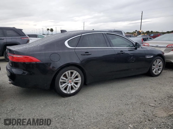 2017 Jaguar XF 35t Premium with VIN SAJBD4BV7HCY30113, listed as a Copart auction lot 74114684 with 29,023 mi miles and Salvage Title. Bid and sale history available at carsss.com. Image 3.
