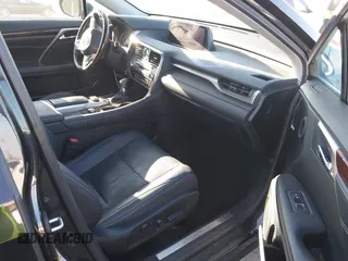 2017 Lexus RX 350 z VIN 2T2ZZMCA2HC083811, wystawiony jako IAAI lot #42692274 z przebiegiem 110 563 mil mil oraz . Historia ofert i sprzedaży dostępna na DreamBid. Obrazek 5.