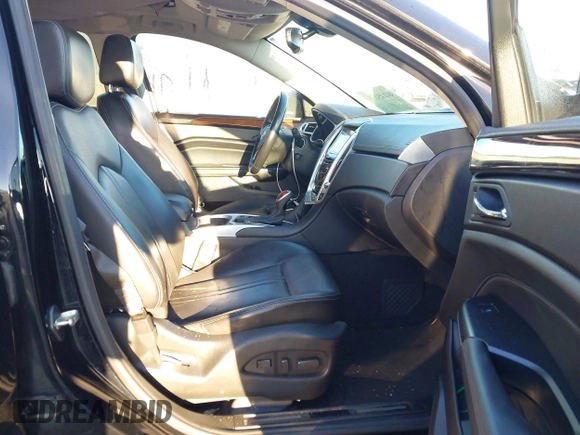 2013 Cadillac SRX Performance Collection with VIN 3GYFNHE31DS594457, listed as a IAAI auction lot 41145250 with 131,395 mi miles. Bid and sale history available at carsss.com. Image 5.