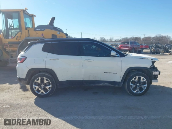 2020 Jeep Compass Limited with VIN 3C4NJDCB7LT159113, listed as a IAAI auction lot 41576805 with 75,921 mi miles and . Bid and sale history available at carsss.com. Image 13.