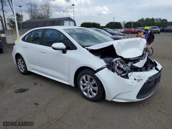 2024 Toyota Corolla LE with VIN 5YFB4MDE4RP164557, listed as a Copart auction lot 53449675 with 26,733 mi miles and Salvage Title. Bid and sale history available at carsss.com. Image 4.