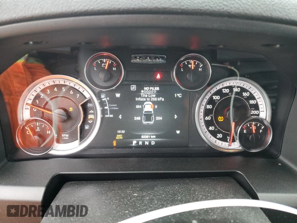 2021 Ram 1500 Warlock z VIN 1C6RR7LT5MS502595, wystawiony jako Copart lot #48821275 z przebiegiem 62 281 mil mil oraz Szkoda całkowita • Salvage title. Historia ofert i sprzedaży dostępna na DreamBid. Obrazek 9.