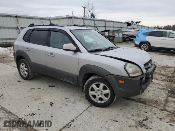 2005 Hyundai Tucson GLS with VIN KM8JN72D05U051699, listed as a Copart auction lot 43242335 with 182,859 mi miles and Non Repairable. Bid and sale history available at carsss.com. Image 4.