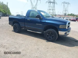 2002 Dodge 1500 ST with VIN 1D7HU16N32J157332, listed as a IAAI auction lot 42178564 with Not Provided miles. Bid and sale history available at carsss.com. Image 1.