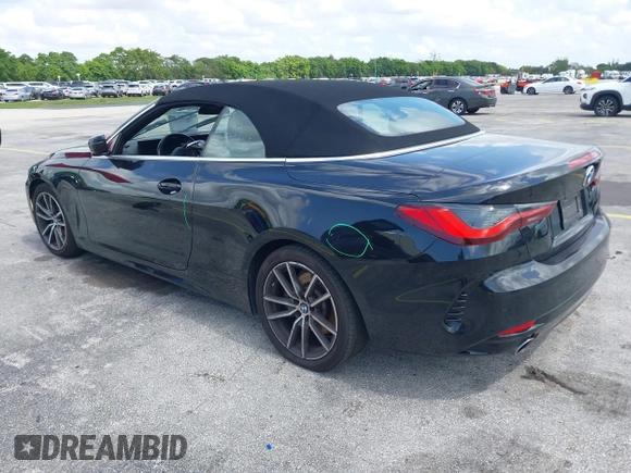 2024 BMW 4 Series 430i z VIN WBA23AT06RCP83691, wystawiony jako IAAI lot #42318871 z przebiegiem 31 615 mil mil oraz . Historia ofert i sprzedaży dostępna na DreamBid. Obrazek 3.