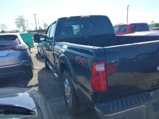 2012 Ford Super Duty F-250 SRW XL with VIN 1FT7W2BT6CEA86910, listed as a IAAI auction lot 41360275 with 237,299 mi miles. Bid and sale history available at carsss.com. Image 3.