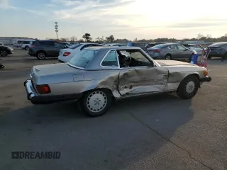 1987 Mercedes-Benz 560 560SL with VIN WDBBA48D9HA070265, listed as a Copart auction lot 77411844 with 120,884 mi miles and Salvage Title. Bid and sale history available at carsss.com. Image 3.