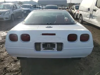 1993 Chevrolet Corvette with VIN 1G1YY23P0P5114800, listed as a Copart auction lot 85556704 with 158,011 mi miles and Clean Title. Bid and sale history available at carsss.com. Image 6.