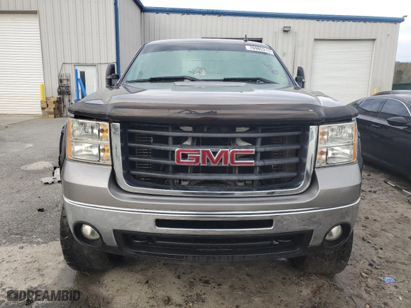 2009 GMC Sierra 2500HD SLT with VIN 1GTHK63679F154246, listed as a Copart auction lot 76985313 with 0 mi miles and Salvage Title. Bid and sale history available at carsss.com. Image 5.