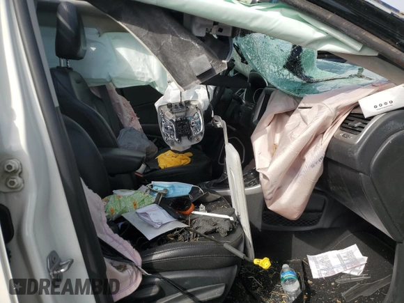 2019 Jeep Compass High Altitude with VIN 3C4NJDCB0KT672721, listed as a Copart auction lot 49393495 with 90,630 mi miles and Salvage title. Bid and sale history available at DreamBid. Image 7.