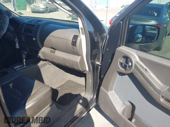 2006 Nissan Xterra SE with VIN 5N1AN08UX6C546126, listed as a IAAI auction lot 41772816 with 206,358 mi miles and . Bid and sale history available at carsss.com. Image 5.