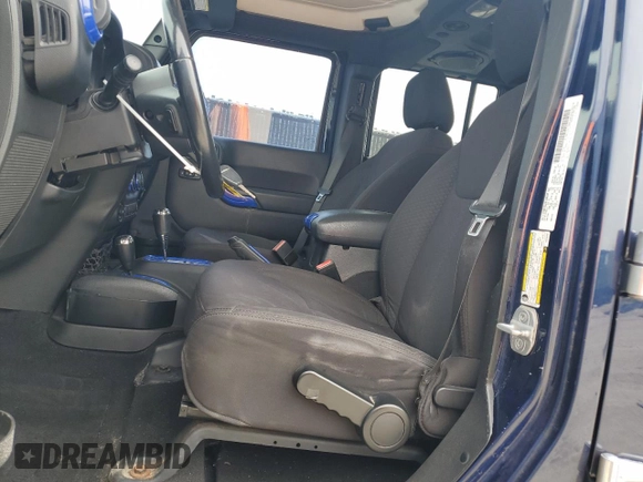 2013 Jeep Wrangler Unlimited Sport z VIN 1C4BJWDG7DL509796, wystawiony jako Copart lot #55787455 z przebiegiem 178 907 mil mil oraz Nie do naprawy • Non repairable. Historia ofert i sprzedaży dostępna na DreamBid. Obrazek 7.