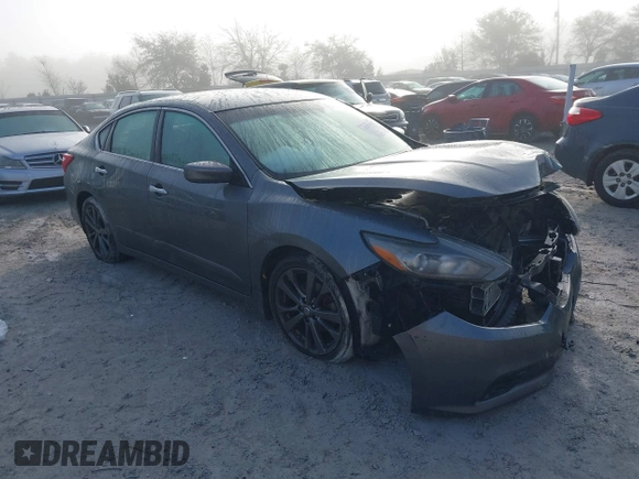 2018 Nissan Altima 2.5 SR with VIN 1N4AL3AP3JC251822, listed as a IAAI auction lot 41875517 with 135,808 mi miles. Bid and sale history available at carsss.com. Image 1.