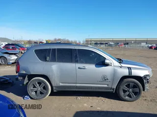 2017 Jeep Compass High Altitude z VIN 1C4NJCEB5HD166016, wystawiony jako IAAI lot #41843930 z przebiegiem 146 161 mil mil oraz . Historia ofert i sprzedaży dostępna na DreamBid. Obrazek 14.