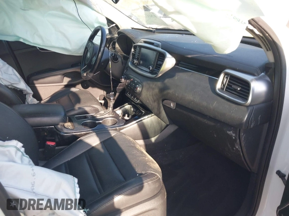 2016 Kia Sorento SX with VIN 5XYPKDA51GG072940, listed as a IAAI auction lot 42017504 with 110,897 mi miles. Bid and sale history available at carsss.com. Image 5.