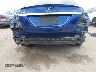 2017 Mercedes-Benz C 300 with VIN 55SWF4JB0HU202316, listed as a IAAI auction lot 42139505 with 88,514 mi miles and . Bid and sale history available at DreamBid. Image 6.