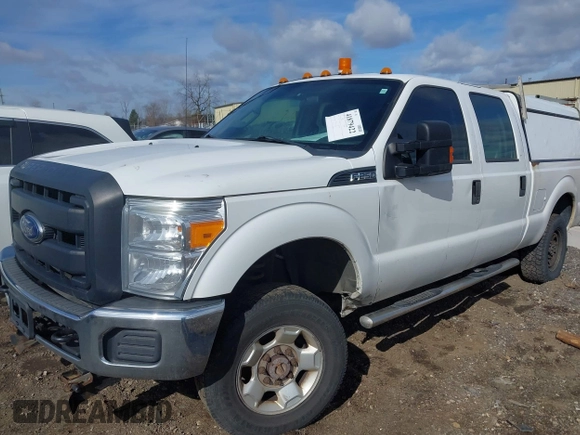 2015 Ford F-250 Lariat with VIN 1FT7W2B62FED04453, listed as a IAAI auction lot 41879422 with 313,725 mi miles and . Bid and sale history available at DreamBid. Image 2.