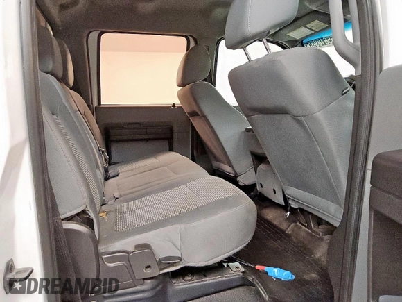 2013 Ford F-350 Platinum z VIN 1FT7W3BT2DEB76384, wystawiony jako Copart lot #55618985 z przebiegiem 166 851 mil mil oraz Tytuł czysty. Historia ofert i sprzedaży dostępna na DreamBid. Obrazek 10.