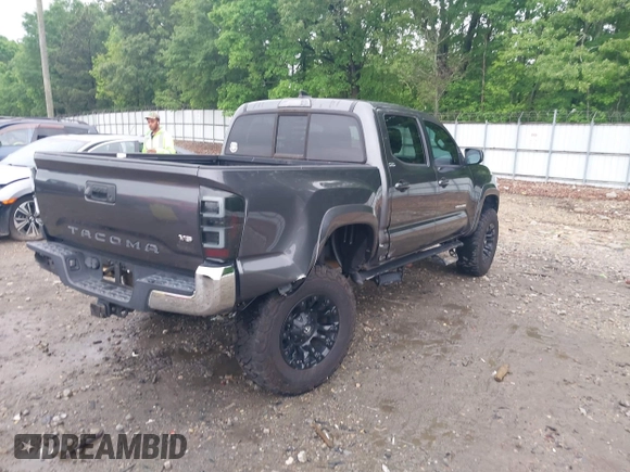 2017 Toyota Tacoma SR5 z VIN 3TMAZ5CN9HM044182, wystawiony jako IAAI lot #42116303 z przebiegiem 92 577 mil mil oraz . Historia ofert i sprzedaży dostępna na DreamBid. Obrazek 4.
