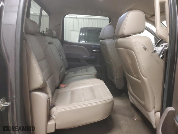 2015 GMC Sierra 2500HD Denali with VIN 1GT120E86FF525258, listed as a Copart auction lot 84499944 with 207,033 mi miles and Clean Title. Bid and sale history available at carsss.com. Image 12.