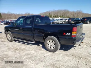 2006 GMC Sierra 1500 Work Truck z VIN 1GTEK19B96E203149, wystawiony jako Copart lot #52455995 z przebiegiem 147 476 mil mil oraz Czysty tytuł • Clean title. Historia ofert i sprzedaży dostępna na DreamBid. Obrazek 2.