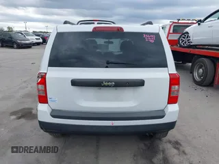2015 Jeep Patriot Sport with VIN 1C4NJPBB1FD149769, listed as a IAAI auction lot 41601345 with 78,895 mi miles. Bid and sale history available at carsss.com. Image 16.