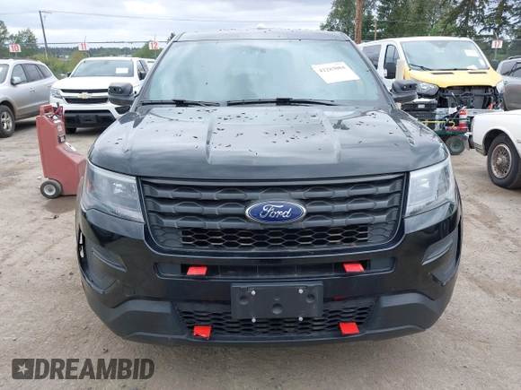 2017 Ford Police Interceptor Utility z VIN 1FM5K8AR9HGC26225, wystawiony jako IAAI lot #42283084 z przebiegiem Nie podano mil oraz . Historia ofert i sprzedaży dostępna na DreamBid. Obrazek 11.