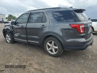2018 Ford Explorer XLT z VIN 1FM5K7D80JGC54417, wystawiony jako Copart lot #54900345 z przebiegiem 84 896 mil mil oraz Szkoda całkowita • Salvage title. Historia ofert i sprzedaży dostępna na DreamBid. Obrazek 2.
