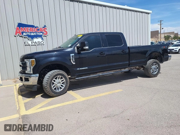 2019 Ford F-250 XL z VIN 1FT7W2BT0KED41596, wystawiony jako IAAI lot #42785422 z przebiegiem 246 034 mil mil oraz . Historia ofert i sprzedaży dostępna na DreamBid. Obrazek 1.
