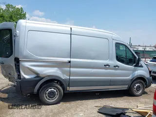 2021 Ford Transit z VIN 1FTYE1CG8MKA98319, wystawiony jako IAAI lot #42265312 z przebiegiem 85 302 mil mil oraz . Historia ofert i sprzedaży dostępna na DreamBid. Obrazek 14.