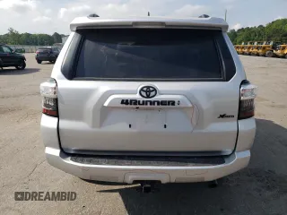 2022 Toyota 4Runner SR5 Premium with VIN JTENU5JR0N6049381, listed as a Copart auction lot 54142155 with 46,048 mi miles and Salvage title. Bid and sale history available at DreamBid. Image 6.