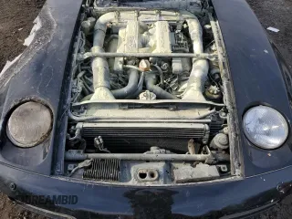 1988 Porsche 928 z VIN WP0JB0921JS860322, wystawiony jako Copart lot #43746455 z przebiegiem 136 427 mil mil oraz Szkody całkowita. Historia ofert i sprzedaży dostępna na DreamBid. Obrazek 11.