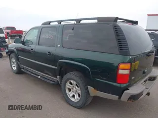 2001 Chevrolet Suburban LT with VIN 3GNFK16T71G245894, listed as a IAAI auction lot 41957655 with 0 mi miles. Bid and sale history available at carsss.com. Image 3.