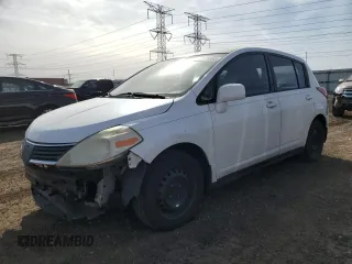 2007 Nissan Versa 1.8 S with VIN 3N1BC13E27L378429, listed as a Copart auction lot 48575995 with 92,504 mi miles and Salvage Title. Bid and sale history available at carsss.com. Image 1.
